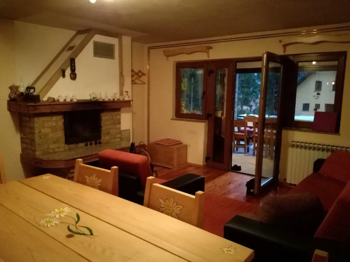 Holiday Home Jela Mrkopalj