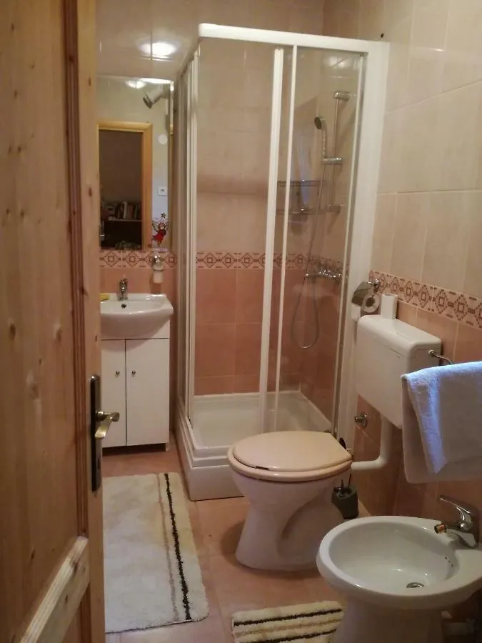 Holiday Home Jela Mrkopalj