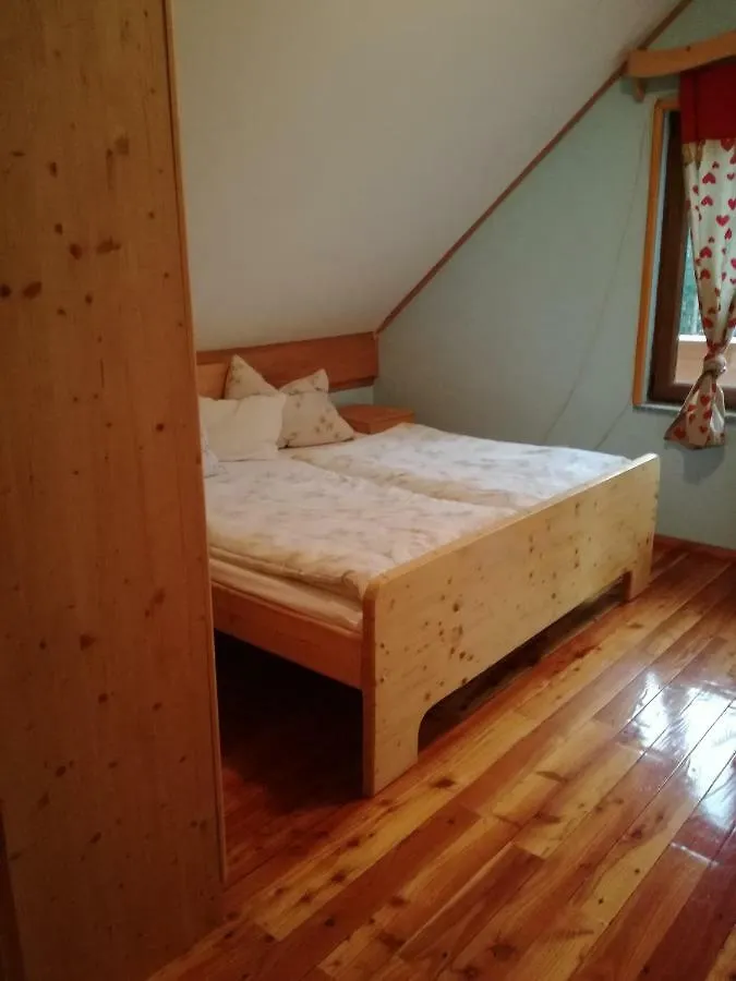 Holiday Home Jela Mrkopalj